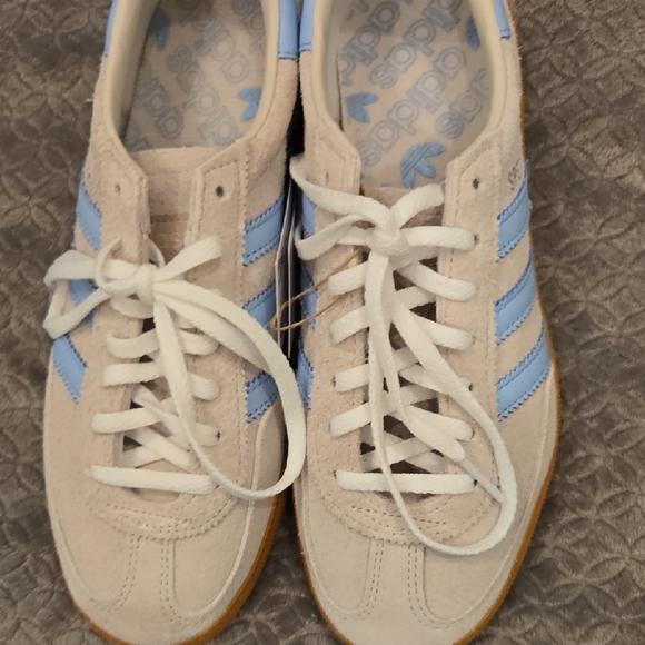 Adidas Handball Spezial Cream and Light Blue Sneakers Size 7 NWT - Picture 4 of 6